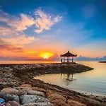 Zen Villa Sanur Art